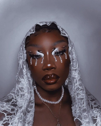 A cover of "wedding" cluster. The owner is scarletjm. The cluster consists of 21 elements.