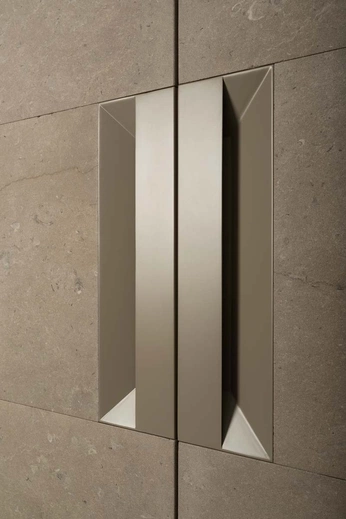 A cover of "Hardware" cluster. The owner is mollerstudio. The cluster consists of 1 element.