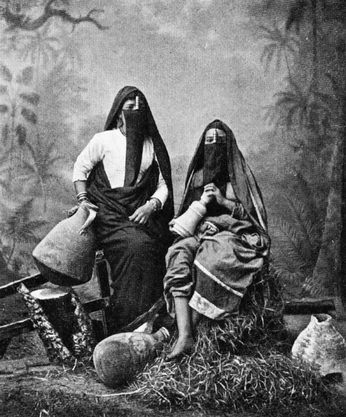 A cover of "women" cluster. The owner is earthintruder. The cluster consists of 59 elements.