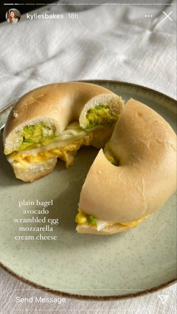 A cover of "Nutrition" cluster. The owner is chasingcomets. The cluster description is "An actually feasible foodie board". The cluster consists of 315 elements.