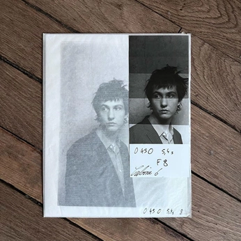 A cover of "ZINE" cluster. The owner is genzou. The cluster consists of 33 elements.