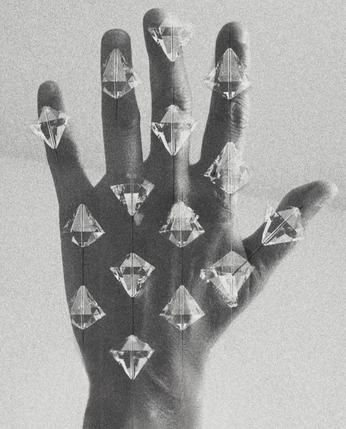 A cover of "shiny objects" cluster. The owner is littleclaud. The cluster consists of 33 elements.