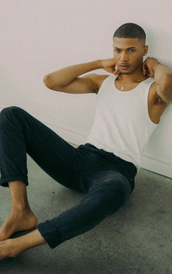 A cover of "MARCH" cluster. The owner is woi.journal. The cluster consists of 6 elements.