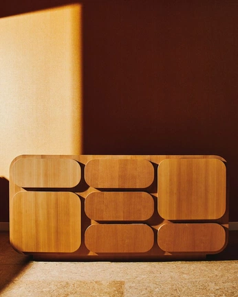 A cover of "Furniture" cluster. The owner is germanbello. The cluster consists of 2 elements.