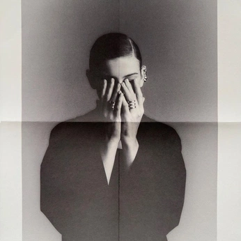 A cover of "woman pic ideas" cluster. The owner is guilhermemavik. The cluster consists of 62 elements.