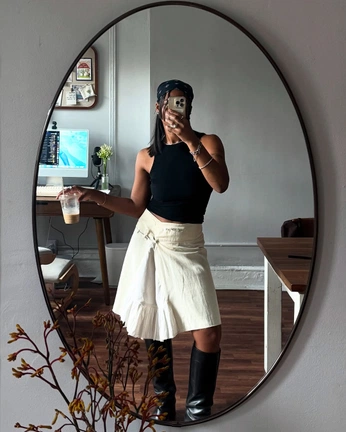 A cover of "Fashion Rebrand" cluster. The owner is bydamora. The cluster consists of 11 elements.