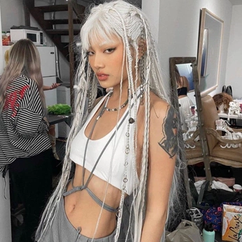 A cover of "IMAGINEME" cluster. The owner is mandarina. The cluster consists of 1 element.