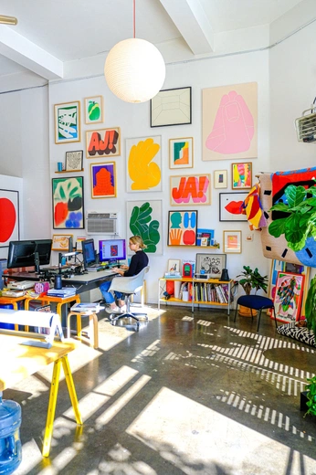 A cover of "Office" cluster. The owner is lbocla. The cluster consists of 46 elements.