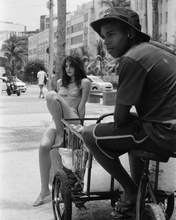 A cover of "composition" cluster. The owner is orimalka. The cluster consists of 4 elements.