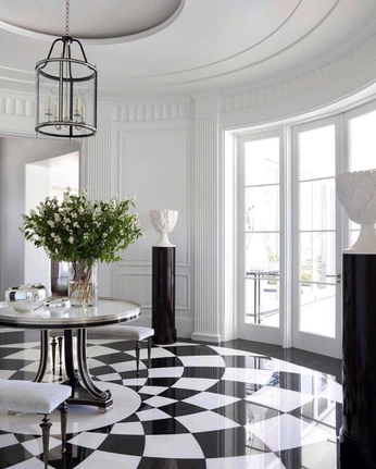 A cover of "Interier" cluster. The owner is itsmarkgregory. The cluster consists of 8 elements.