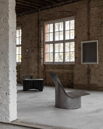 A cover of "interior" cluster. The owner is glgttn. The cluster consists of 4 elements.