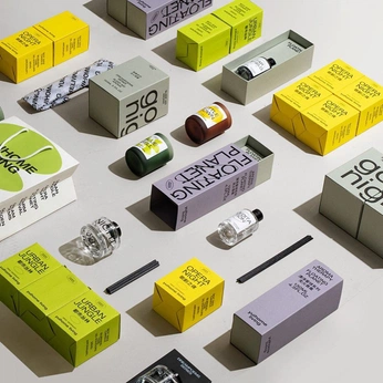 A cover of "Compos" cluster. The owner is leoxuwu. The cluster consists of 8 elements.