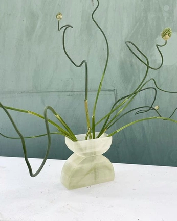 A cover of "Ikebana" cluster. The owner is venusandpearl. The cluster consists of 6 elements.