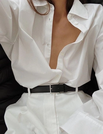 A cover of "Fashion Details" cluster. The owner is designerinspo. The cluster consists of 10 elements.