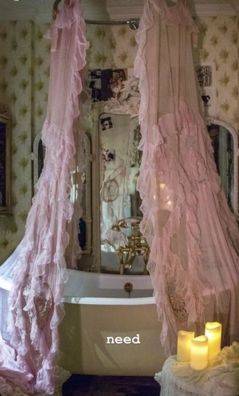 A cover of "home" cluster. The owner is lauraloves. The cluster consists of 160 elements.