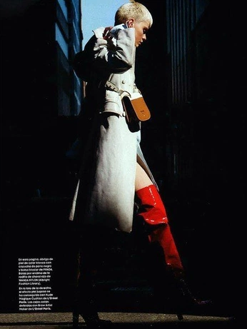 A cover of "Street/Lookbook" cluster. The owner is chillinn.102. The cluster consists of 5 elements.