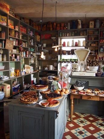 A cover of "Bakery" cluster. The owner is jeremyk. The cluster consists of 19 elements.