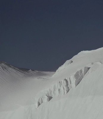 A cover of "Outside" cluster. The owner is shan.sa. The cluster consists of 3 elements.