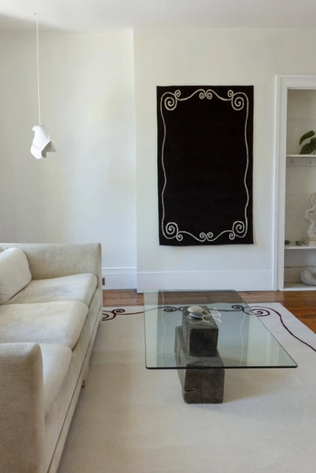 A cover of "Rugs" cluster. The owner is theeditedroom. The cluster consists of 3 elements.