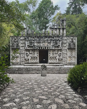 A cover of "Tribal & Nature" cluster. The owner is moonflower7. The cluster consists of 28 elements.