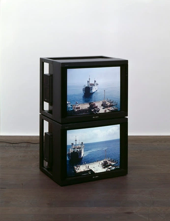 A cover of "Art_Installations" cluster. The owner is dclxnyc. The cluster consists of 22 elements.