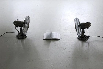 A cover of "Instalation" cluster. The owner is brainless.shadow. The cluster consists of 12 elements.