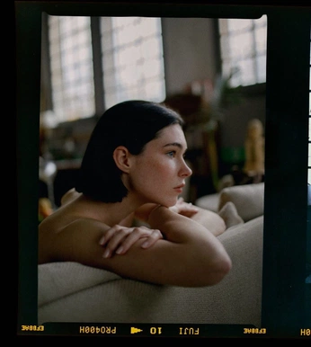 A cover of "Analog portraits" cluster. The owner is beatriiizzzzz. The cluster consists of 26 elements.