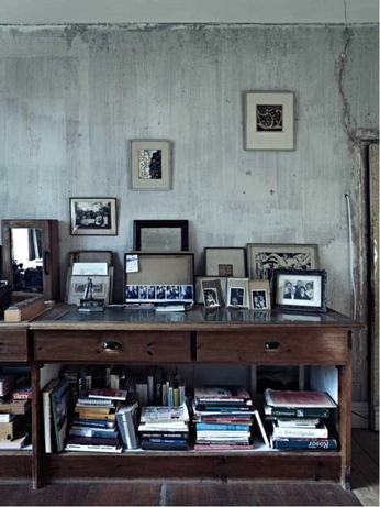 A cover of "Studio" cluster. The owner is sarahhwhite. The cluster consists of 5 elements.