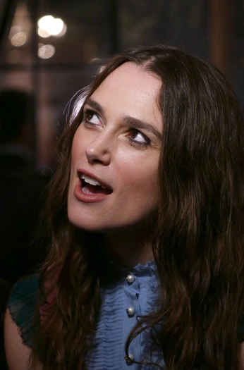 A cover of "girliepops" cluster. The owner is divineperfection. The cluster consists of 32 elements.