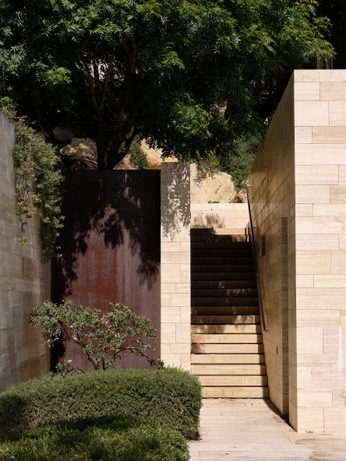 A cover of "Places" cluster. The owner is jennly. The cluster consists of 1 element.