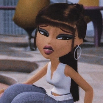 A cover of "Girls" cluster. The owner is notmegrl. The cluster consists of 6 elements.