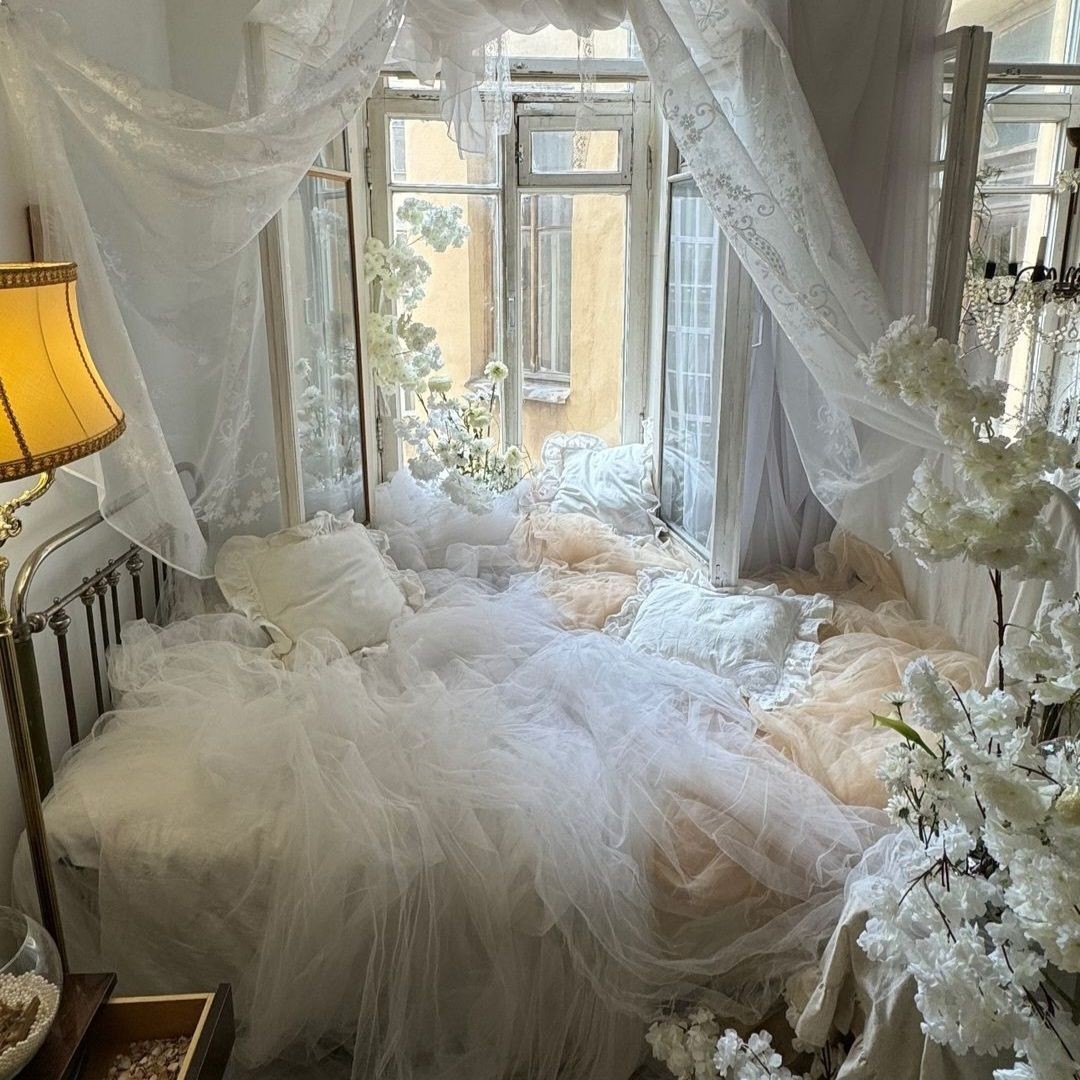 interior decor ༘⋆