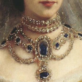 A cover of "🎩 Night at The Biltmore" cluster. The owner is shadycohen. The cluster description is "Gilded accents, bustiers, crystal and silver, lacy parasols". The cluster consists of 38 elements.