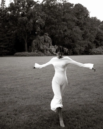 A cover of "Natural Shooting" cluster. The owner is heyheymia. The cluster consists of 18 elements.