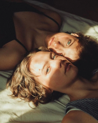 A cover of "2 people portraits" cluster. The owner is liliaislilith. The cluster consists of 9 elements.