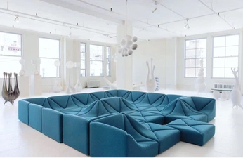 A cover of "Visual Comfort" cluster. The owner is jakilomari. The cluster consists of 23 elements.