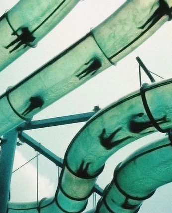 A cover of "slides" cluster. The owner is rayouf. The cluster consists of 3 elements.