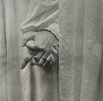 A cover of "Demo" cluster. The owner is manikhan028. The cluster consists of 6 elements.