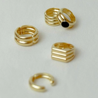 A cover of "Jewelry studio Djorela" cluster. The owner is r.francisco. The cluster consists of 32 elements.