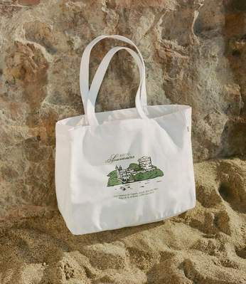 A cover of "jjjjound" cluster. The owner is chanwoo. The cluster consists of 69 elements.