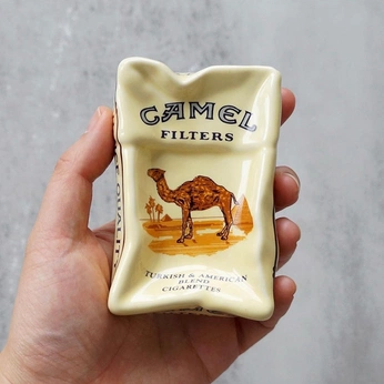 A cover of "Bits & Bobs" cluster. The owner is seannytsunami. The cluster description is "things that look cool". The cluster consists of 7 elements.