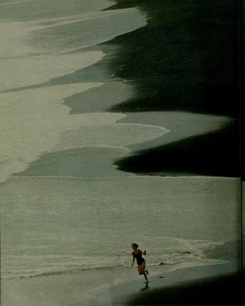 A cover of "photography" cluster. The owner is kid.crtv. The cluster consists of 144 elements.