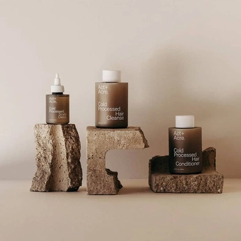 A cover of "skins" cluster. The owner is milou. The cluster consists of 281 elements.