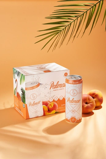 A cover of "Consuvino | Moodboard" cluster. The owner is ajonegromkt. The cluster consists of 45 elements.