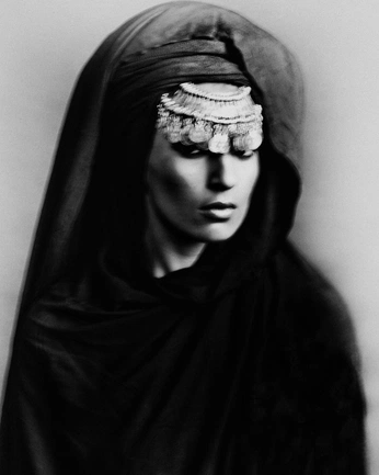 A cover of "ornamentais de cabeça" cluster. The owner is eliequeiroz. The cluster consists of 21 elements.