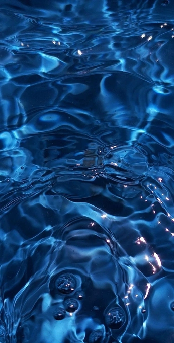 A cover of "BODY ELECTRIC" cluster. The owner is loisis. The cluster consists of 23 elements.