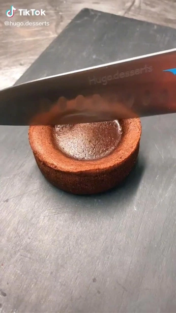 A cover of "satisfying vids" cluster. The owner is karaaasiya. The cluster consists of 1 element.