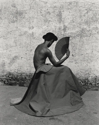 A cover of "ART" cluster. The owner is flaviagaspani. The cluster consists of 46 elements.