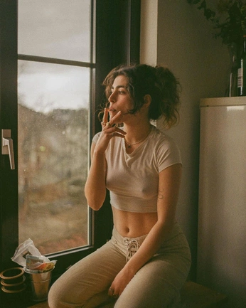 A cover of "Asche und Rauch - Video" cluster. The owner is analogbender. The cluster consists of 1 element.