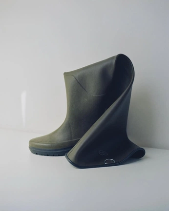 A cover of "Sujet" cluster. The owner is mcazerie. The cluster consists of 41 elements.